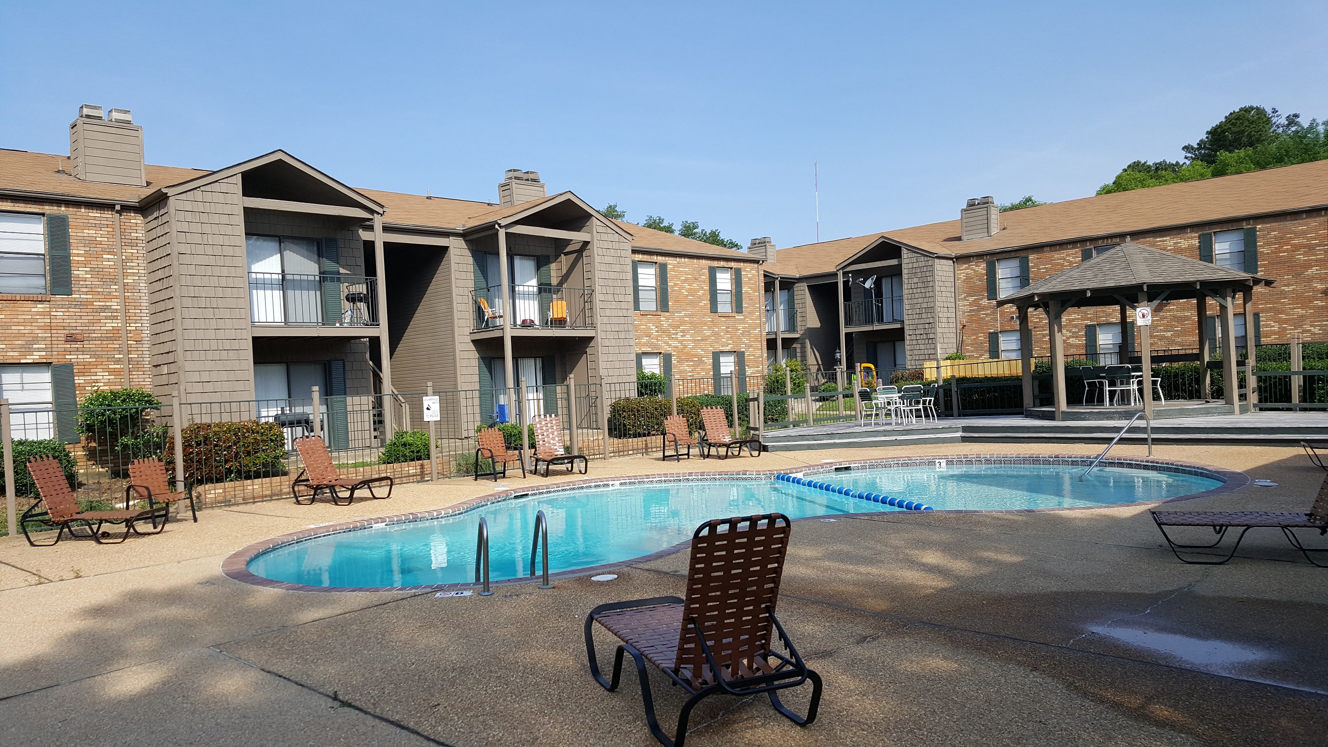 Apartments in Jackson, MS Woodridge Apartments For Rent